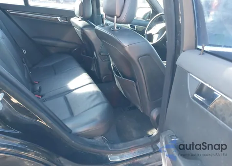 2008 Mercedes-Benz C 350 Sport из США, поврежденный, VIN WDDGF56X58F163661